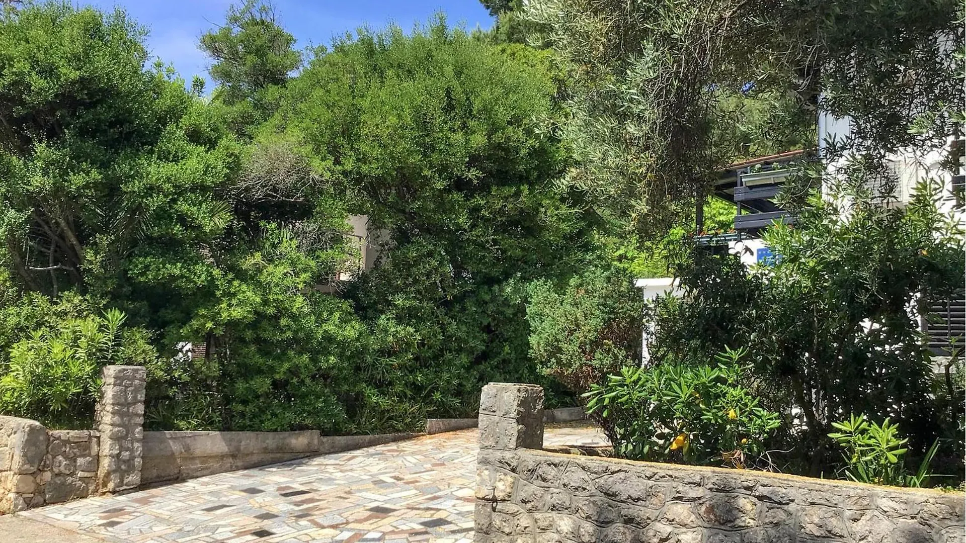 Stunning Apartment In Mali Losinj With Wifi